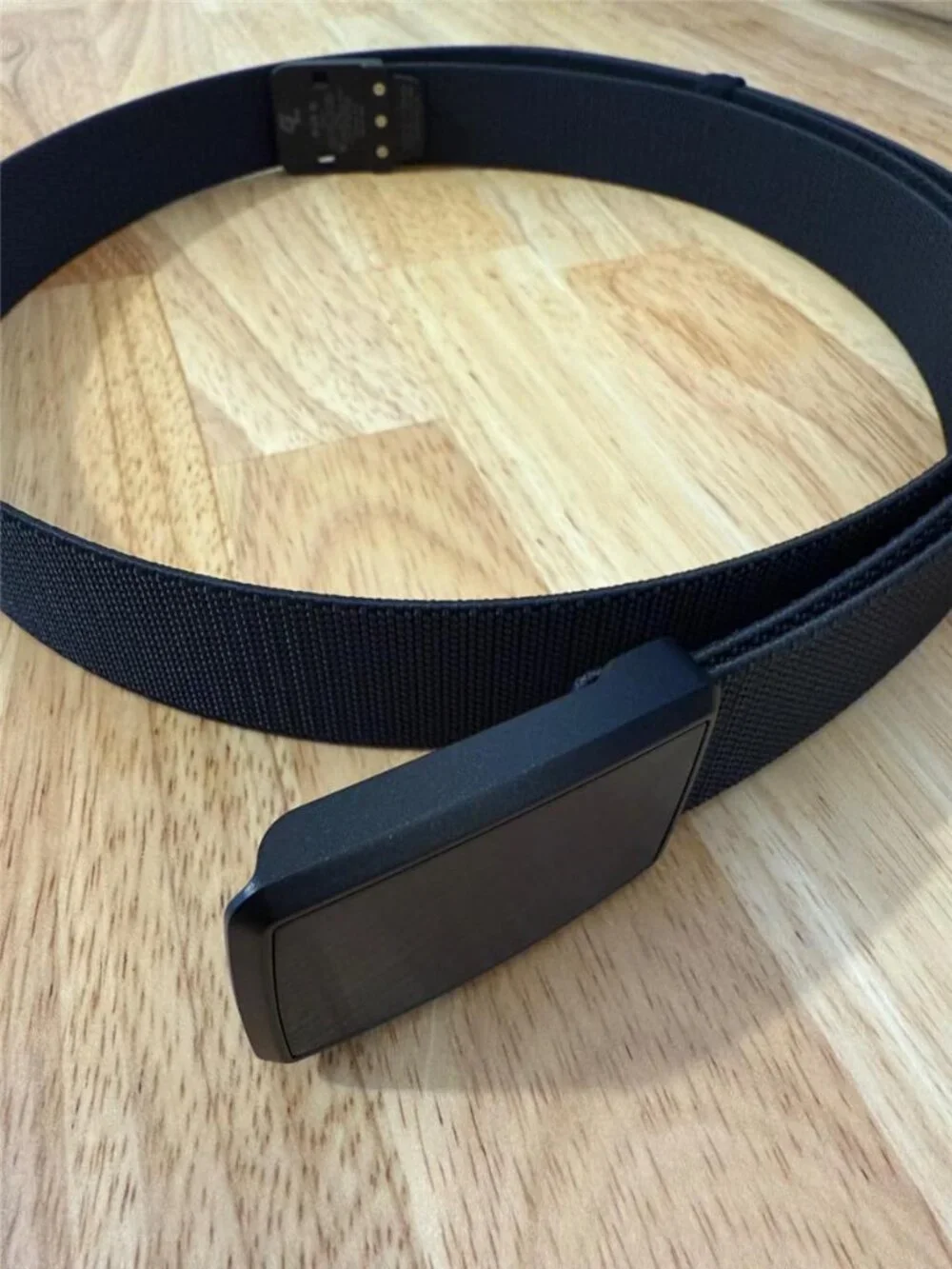 Belt Low Profile Magnetic Stretch Belt for Men | Slim